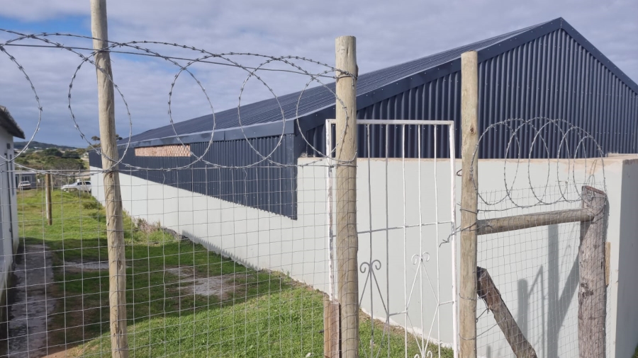 Commercial Property for Sale in Nkwenkwezi Eastern Cape